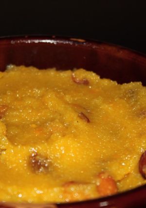 A picture of Suji Mango Halwa Dessert.