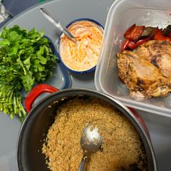 A picture of Harissa Chicken with Roasted Vegetables.