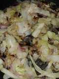 Coll salteada con cebolla y salsa ali oli