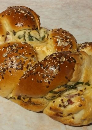 Húsvéti töltött sós kalács recept fotója
