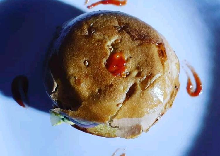 Simple Way to Make Homemade Veg egg Burger..