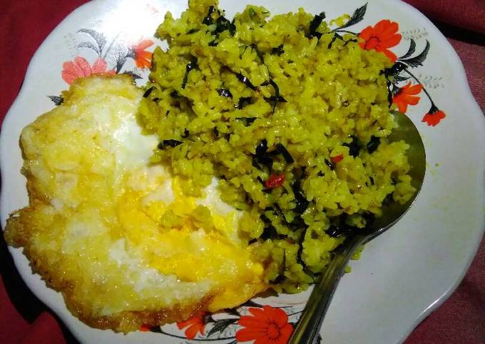 Resep: Nasi goreng daun mengkudu Yang Mudah