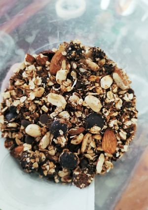 Una foto de Granola de chocolate 🍫. Ideal para el desayuno