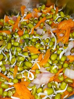 A picture of Green gram sprouts.