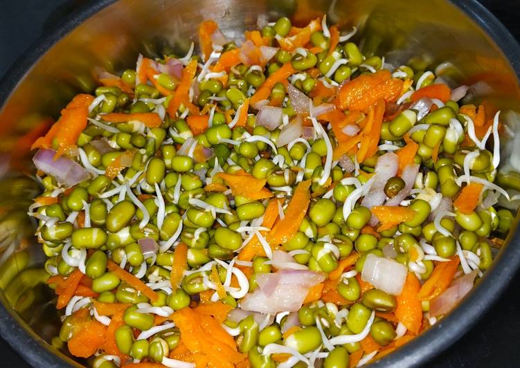 Simple Way to Make Speedy Green gram sprouts