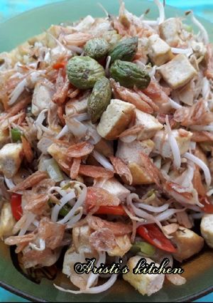 Foto resep Tumis 3T (Tahu, Tauge n Teri)😋