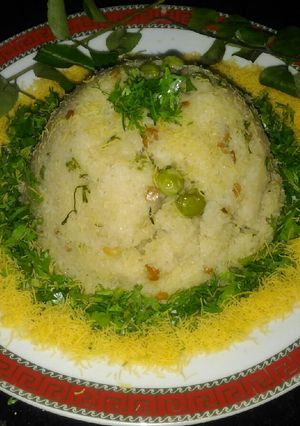 A picture of Green Peas Suji Upma.