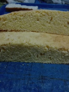 Una foto de Bolo de fuba, o torta de polenta