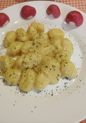Foto principal de Gnocchi con queso y mostaza