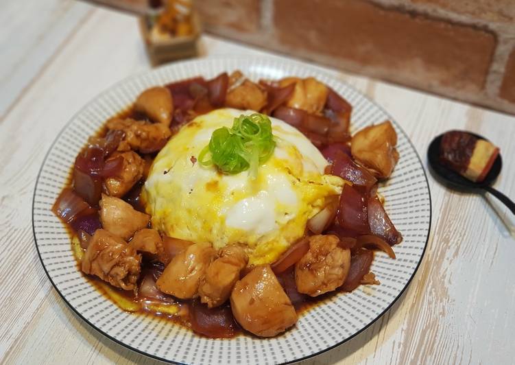 親子丼蛋包飯