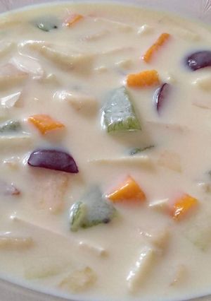 A picture of Mixed Fruit Custrad.
