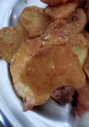 A picture of Aloo k pakory😋.