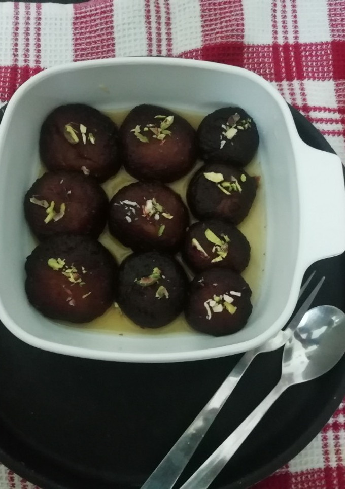 ஆற்காடு மக்கன் பேடா(arcot makkhan peda recipe in tamil) செய்முறை முக்கிய புகைப்படம்