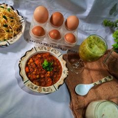 A picture of Simple veggies egg sauce.