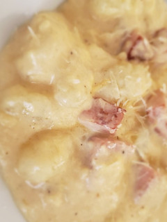 Una foto de Ricos Ñoquis en salsa de queso