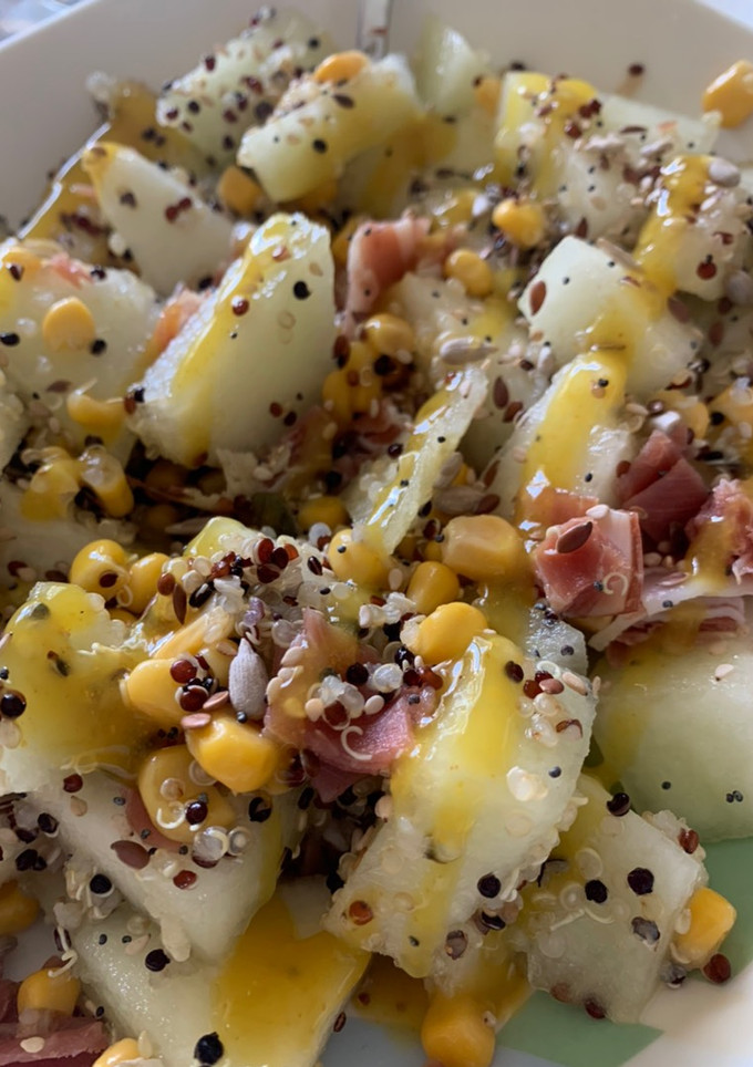 Una foto de Ensalada de quinoa y melón