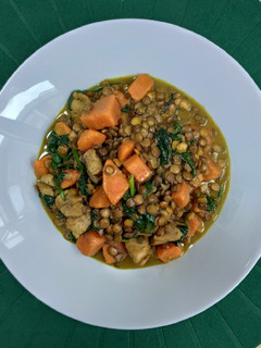 Una foto de Curry de pavo y lentejas