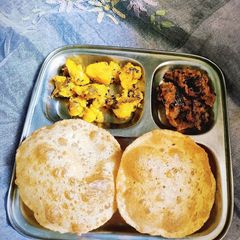 A picture of Picnic Wale Aloo.