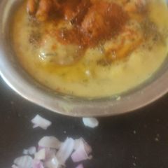 A picture of Kadhi pakoda.