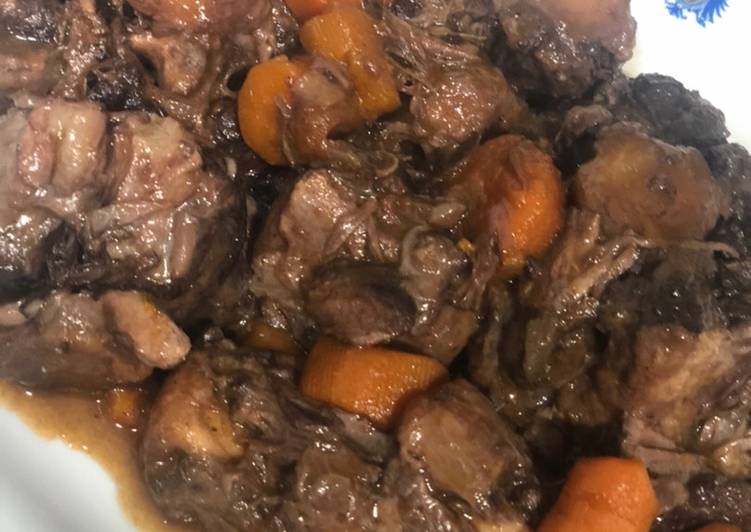Rabo de toro estofado a mi manera