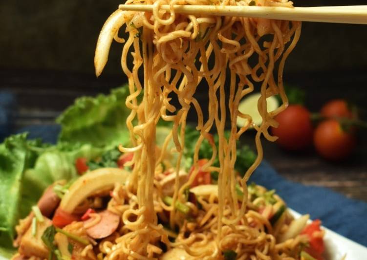 YUM MAMA Instant Noodles Salad