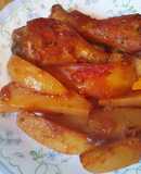 Vörösboros, fűszeres szaftos csirkecomb velesült krumplival