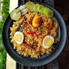 A picture of Egg Dalia Pulao.