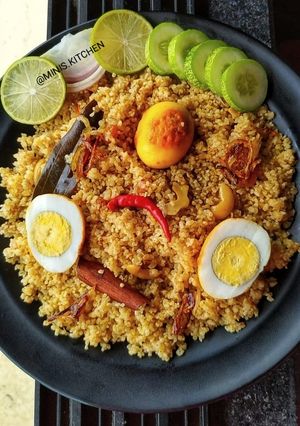 A picture of Egg Dalia Pulao.