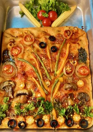 A picture of Focaccia Garden Bread.