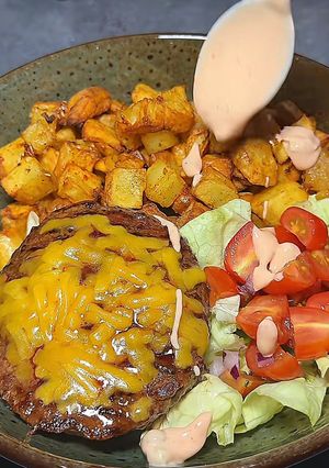 Une photo de Big Mac bowl