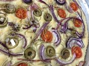 Una foto de focaccia facil