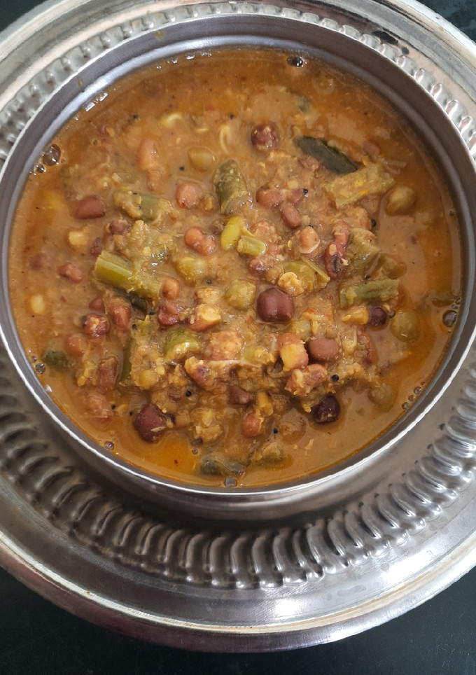 முளைகட்டிய பயறு கிரேவி செய்முறை முக்கிய புகைப்படம்
