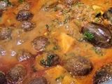उंधियु (Undhiyu Recipe In Marathi)