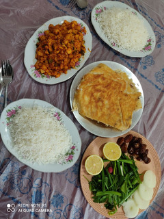 عکسی از دستور دوپیازه میگو و برنج