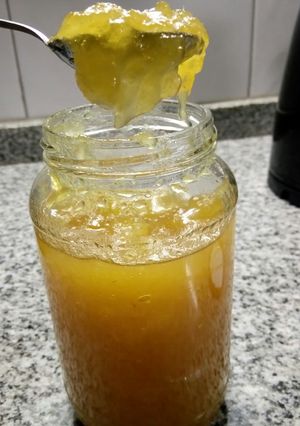 Una foto de Exquisita Mermelada de ananá /abacaxi o piña