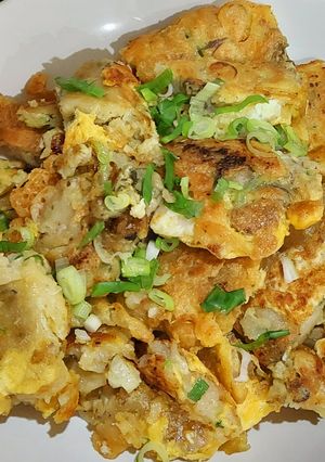 Foto resep Thai Oyster Omelette / Hoy Tod