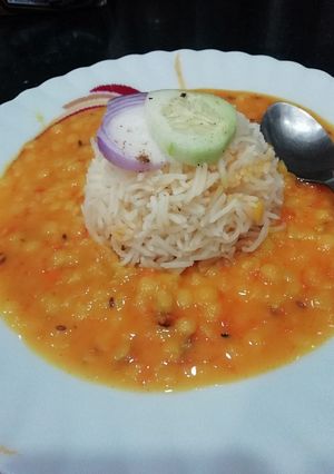 A picture of Spicy Dal bhat.