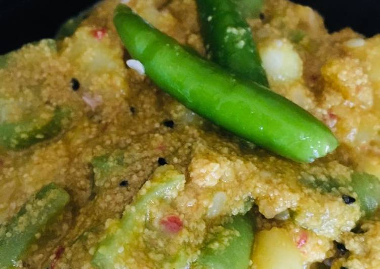 Steps to Make Ultimate Jhinge posto ridged gourd Potato poppy seeds curry