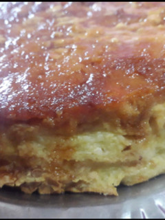 Una foto de Budín de pan jugoso 😋