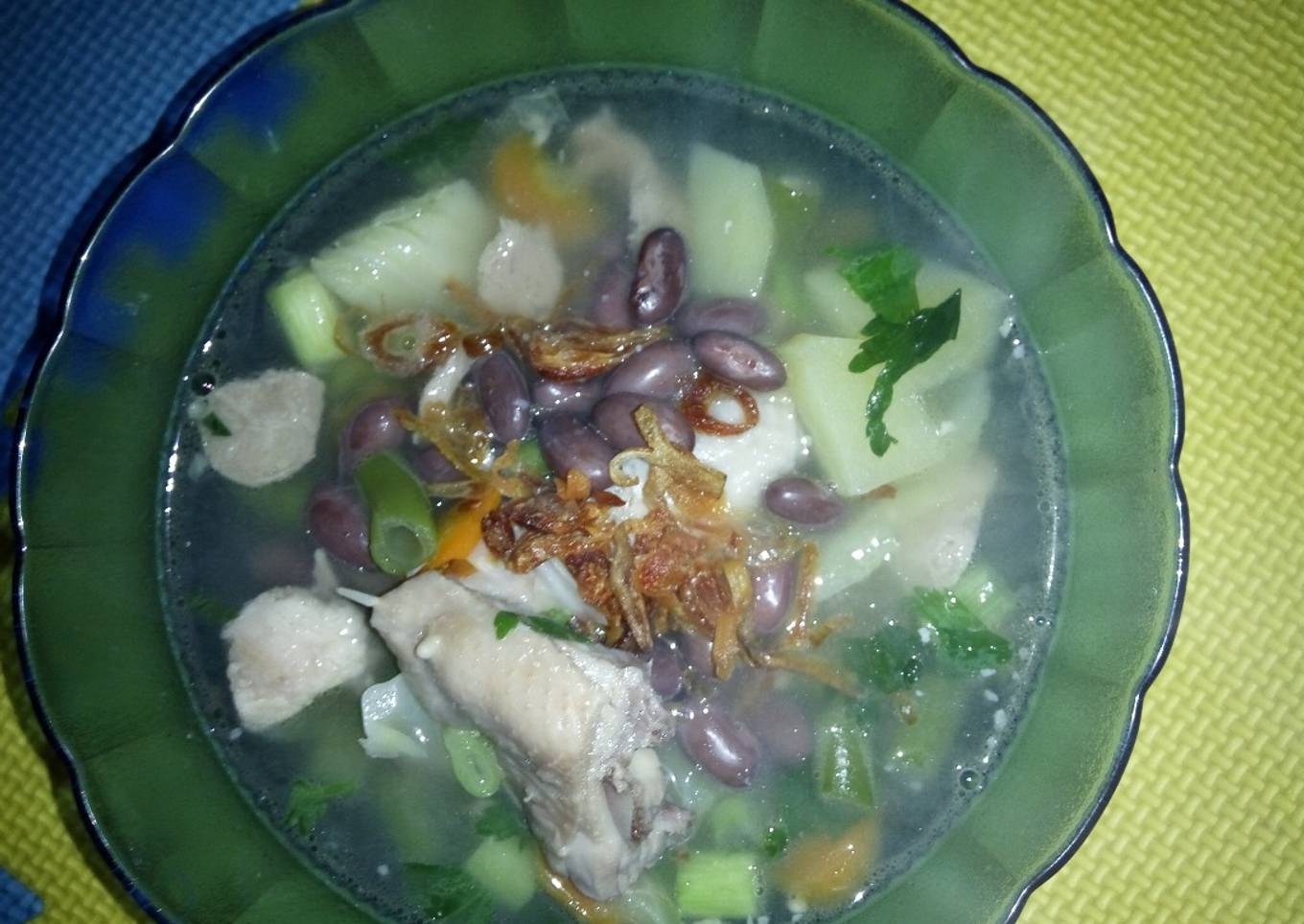 Sop ayam kacang merah