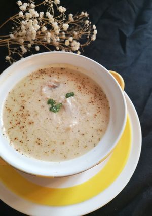 A picture of Classic Cream of chicken soup.