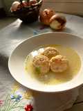 Canederli Knödel (Sup Kaldu Bakso ala Swiss, Jerman,Austria atau Italia Utara)versi halal