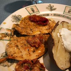A picture of Chicken with Sundried Tomatoes.