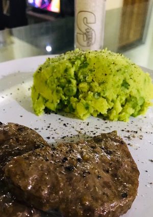 A picture of Potato and Pea mash.