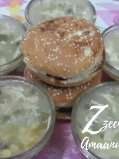 A picture of Chicken Sweet Corn Soup.