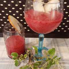 Alma🍎🍏 körte 🍐és befőtt🍒 smoothie-レシピのメイン写真