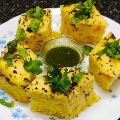 A picture of Khaman !!.