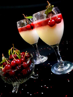 عکسی از دستور پودینگ دلبر من با سس آلبالو 😋😍