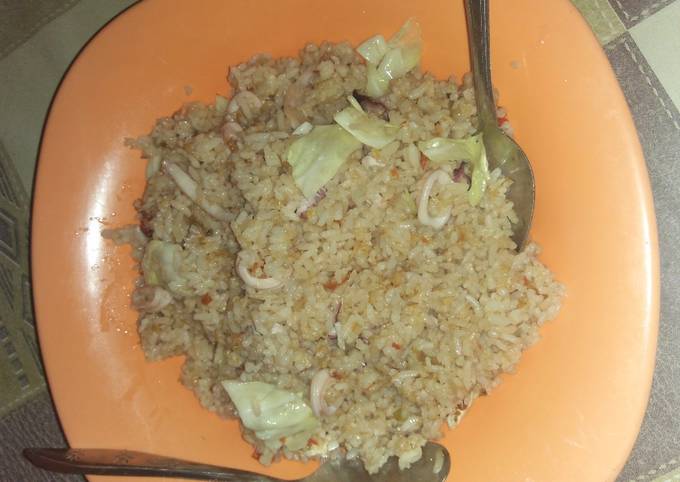 Nasi goreng cumi