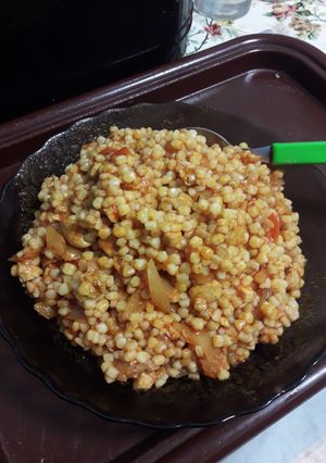 Lecsós tarhonya csirkemell hússal recept fotója